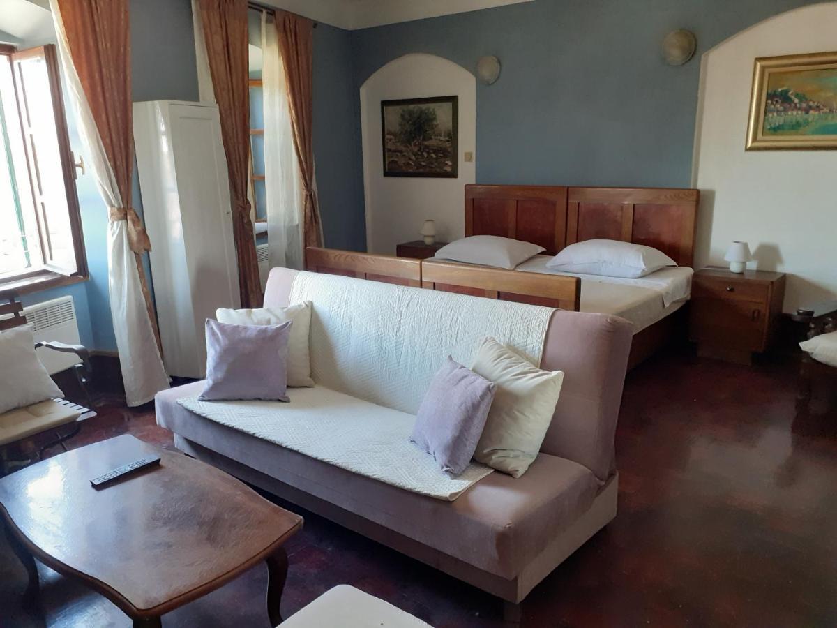 Apartments Sekoko Sibenik Ngoại thất bức ảnh